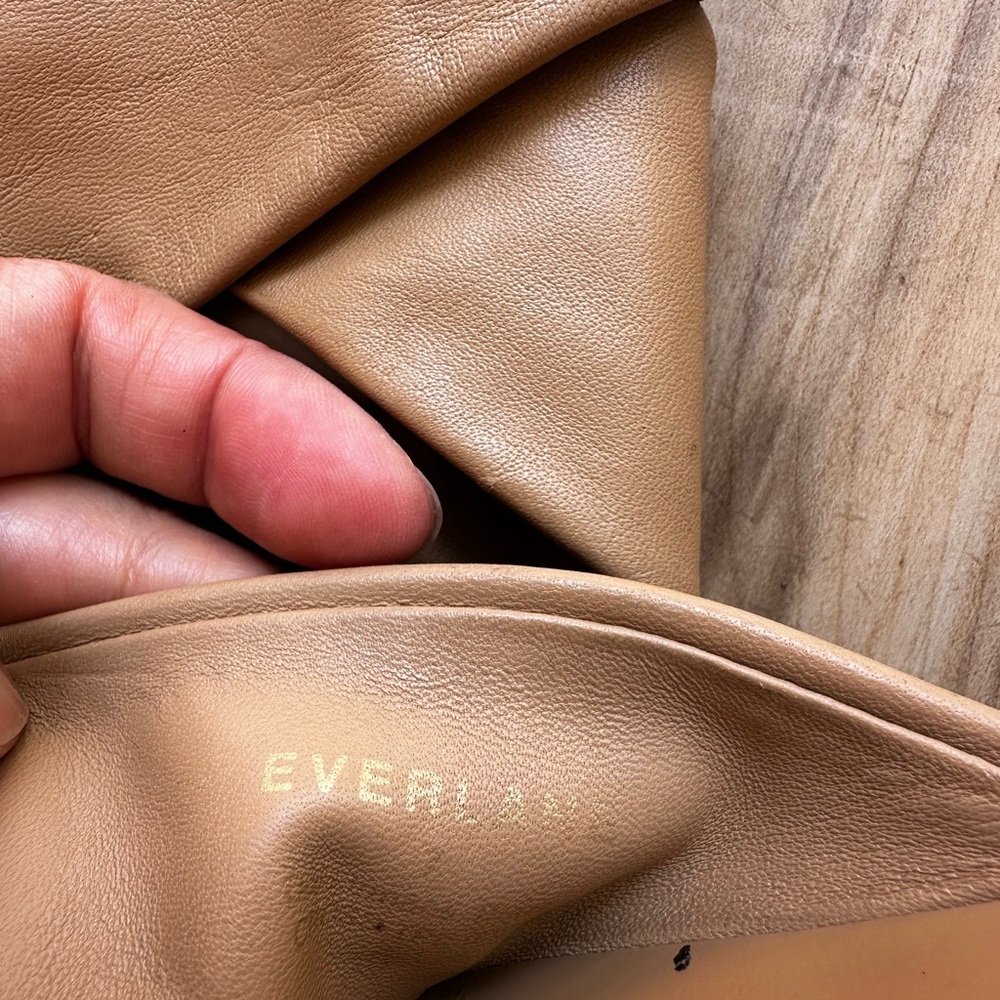 Everlane Tan Slide Sandals with Crossed Straps - Picture 6 of 6